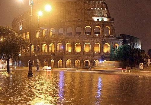 MALTEMPO: PIOGGIA, TEMPORALI E ALLAGAMENTI A ROMA E LAZIO