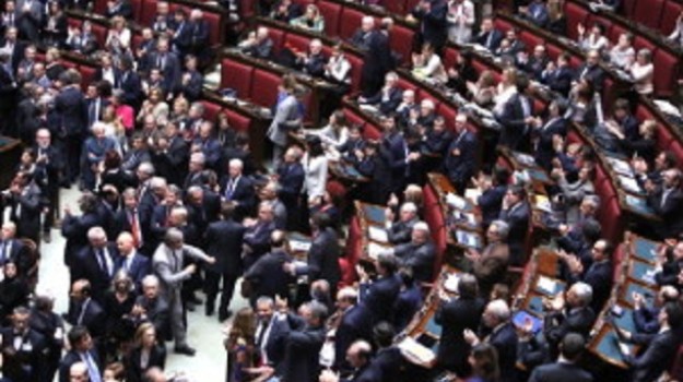 governo-fiducia-camera-renzi-