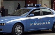 Napoli, uomo spara dal balcone: quattro morti e sei feriti