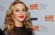 Madonna boccia Berlusconi, Giovanardi commenta: non conta, approva i matrimoni gay!