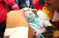 Terremoto in Turchia: neonata estratta viva dalle macerie dopo 48 ore, le foto