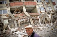 Terremoto, Turchia accetta aiuti da Israele. Salvata 26enne