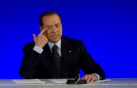 Berlusconi: "gli italiani non sentono la crisi, vanno in vacanza ed al ristorante"