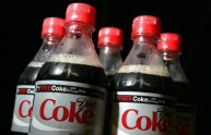 "Drogato" di Coca Cola: beve 18 lattine al giorno