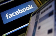 Facebook bombardato da immagini porno: si sospetta Anonymous