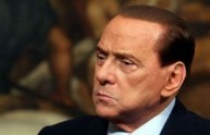 L'addio di Berlusconi tra scene di giubilo: il Premier da Napolitano per formalizzare le dimissioni