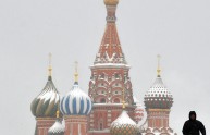 Londra spiava la Russia con un sasso, lo ammette ex collaboratore di Blair