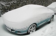 Uomo sopravvive per due mesi in auto, sepolto dalla neve