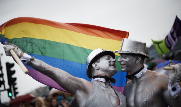 Prima parata gay in Albania a maggio
