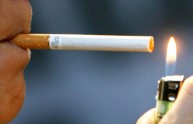 Spegne male la sigaretta, prende fuoco il letto: muore 53enne