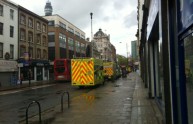 Paura a Londra, camionista armato tiene in ostaggio 4 persone