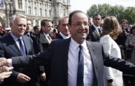 Hollande, fulmine colpisce l'aereo del Neopresidente francese