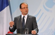  Francia, Hollande si taglia lo stipendio: con lui anche i ministri