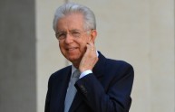 Spending review, Monti rassicura: niente tagli alle tredicesime