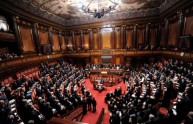 Decreto Sviluppo, Pdl non partecipa al voto: trema il governo Monti