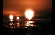 San Diego, i fuochi d'artificio esplodono tutti insieme (VIDEO)