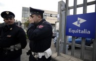 Equitalia chiede 156 mila euro ad una nullatenente