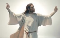 Spot censurato: Gesù karateka combatte contro il calcio corrotto