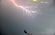  L'aereo di Fini viene colpito da un fulmine
