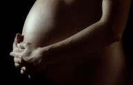 Incinta di 3 mesi, tenta di abortire da sola: muore in ospedale