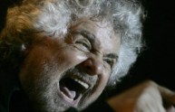 Beppe Grillo attacca Matteo Renzi: Firenze affonda nei debiti