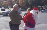 La polizia americana arresta Babbo Natale