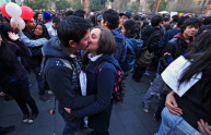 San Valentino, negli Emirati Arabi scuole chiuse per evitare i baci