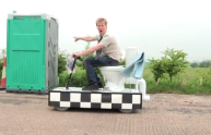 L'idraulico che costruisce il gabinetto più veloce del mondo (VIDEO)