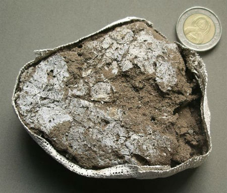 http://news.nationalgeographic.com/news/2011/11/111208-oldest-mattress-africa-archaeology-science/