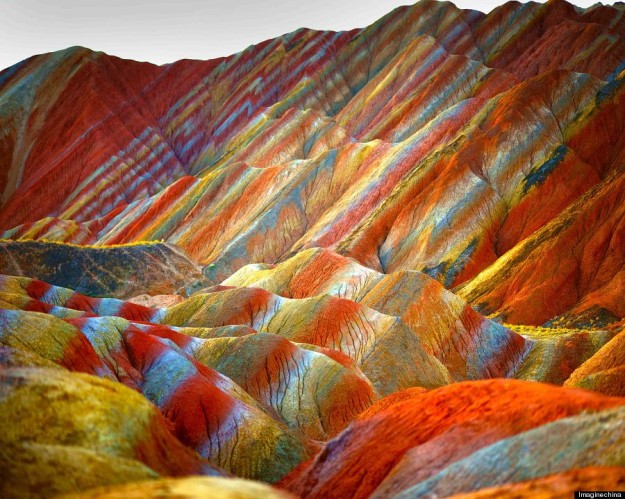 Montagne colorate in Danxia Landform