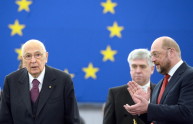 Napolitano contestato dai leghisti al Parlamento Europeo