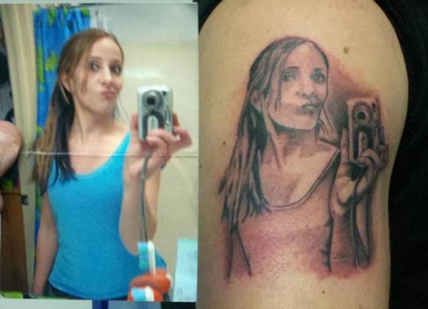 Selfie tatuaggio