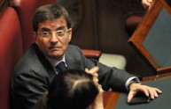Camorra, arrestato l'ex sottosegretario Cosentino 
