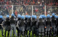 Derby Lazio-Roma, due tifosi accoltellati: uno è grave