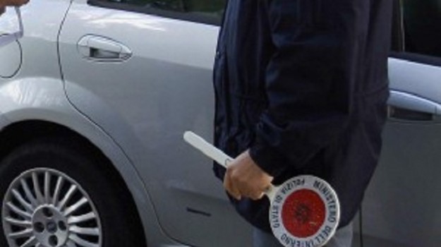 napoli-carabiniere-uccide-17enne-