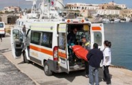 Naufragio di migranti a Lampedusa, i superstiti: "Oltre 300 morti"