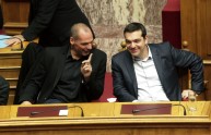 Grecia, l'ora del referendum. Varoufakis: "Creditori terroristi"