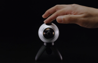 Samsung lancia Gear 360, la videocamera per una esperienza connessa a tuttotondo