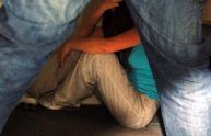 Diciassettenne violentato dal branco nel Salernitano: arrestati due cinquantenni